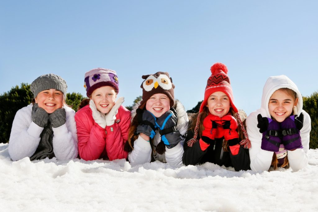 Kids enjoying Snow Time in the Garden in the Hunter Valley. Image Snowtime in the Gardens
