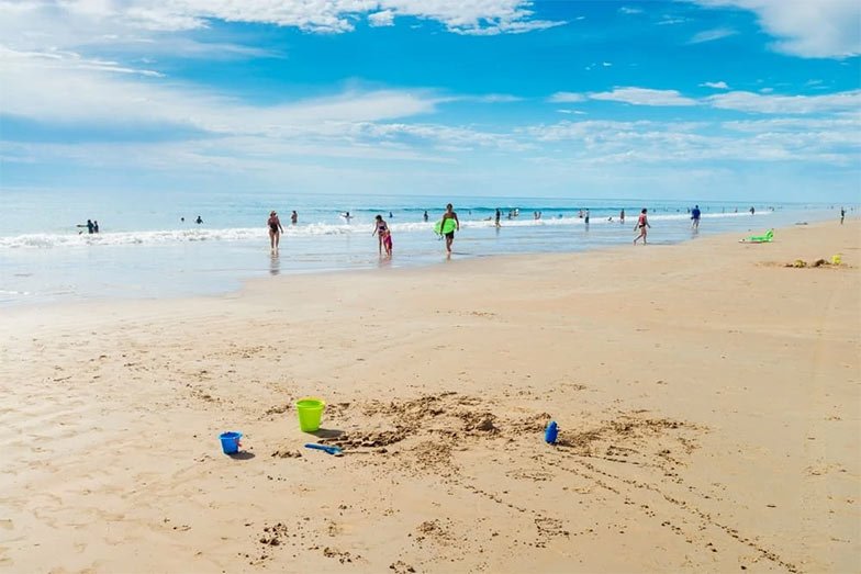 Moana Beach