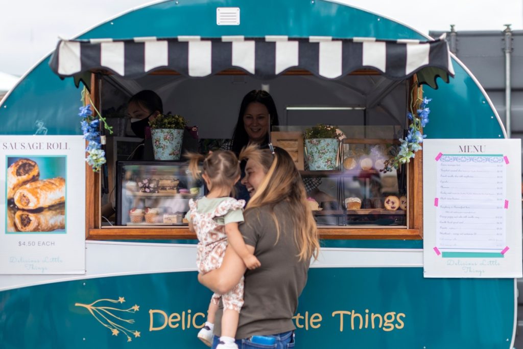 Pick up delicious eats at Harvest Market Launceston. Image Tourism Australia