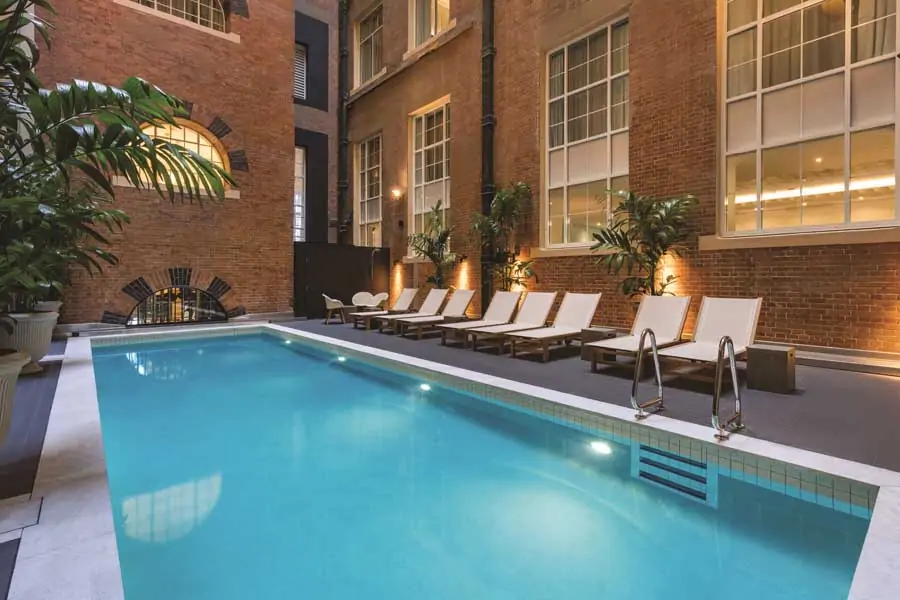 adina apartment hotel brisbane pool 04 2018