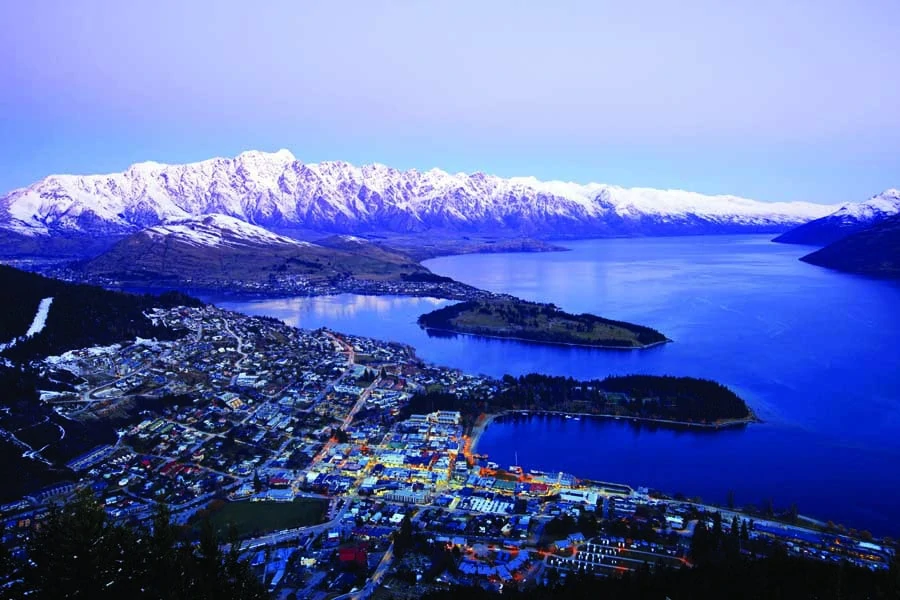 queenstown is popular with aussies. image destination queenstown