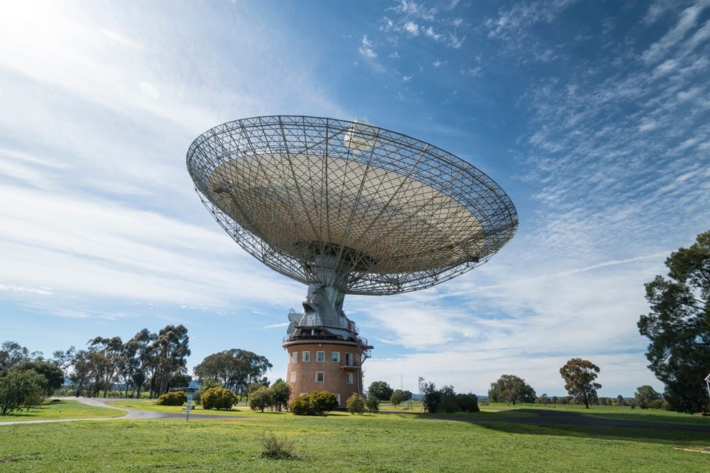 The 64 meter radio telescope residing at Parkes Observatory, Parkes. Image Destination NSW