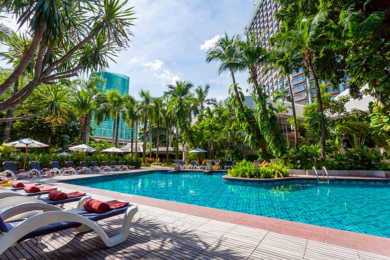 The pool at Centara Grand at Central Plaza Ladprao Bangkok