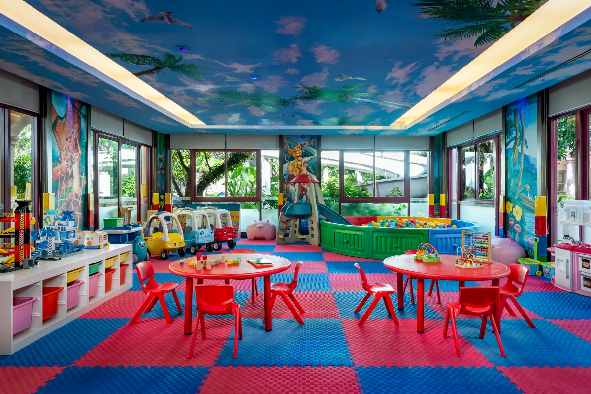 Centara Grand Beach Resort Phuket Kids' Club
