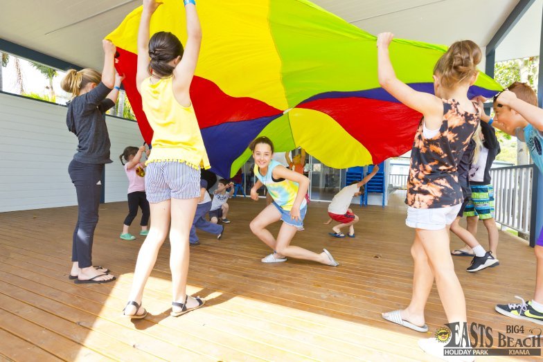 Parachute game at Krazy Kidz Club, BIG4 Easts Beach Holiday Park