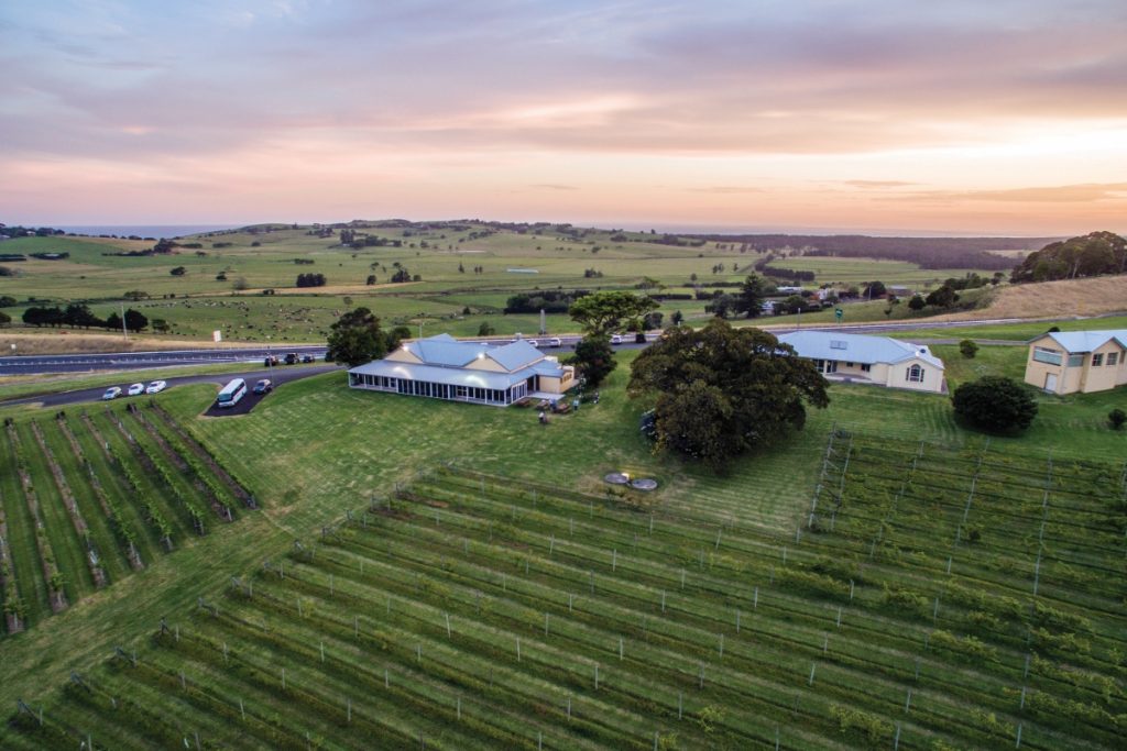 Crooked River Wines at Gerringong. Image Dee Kramer Photography