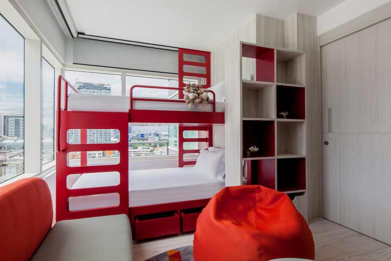 Bunk beds in a Premium Family Residence at Centara Watergate Pavillion Hotel Bangkok