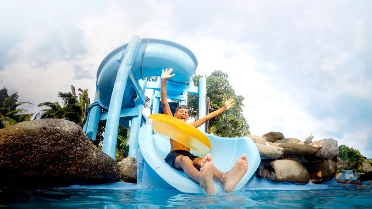 PIR Kids pool slide desktop