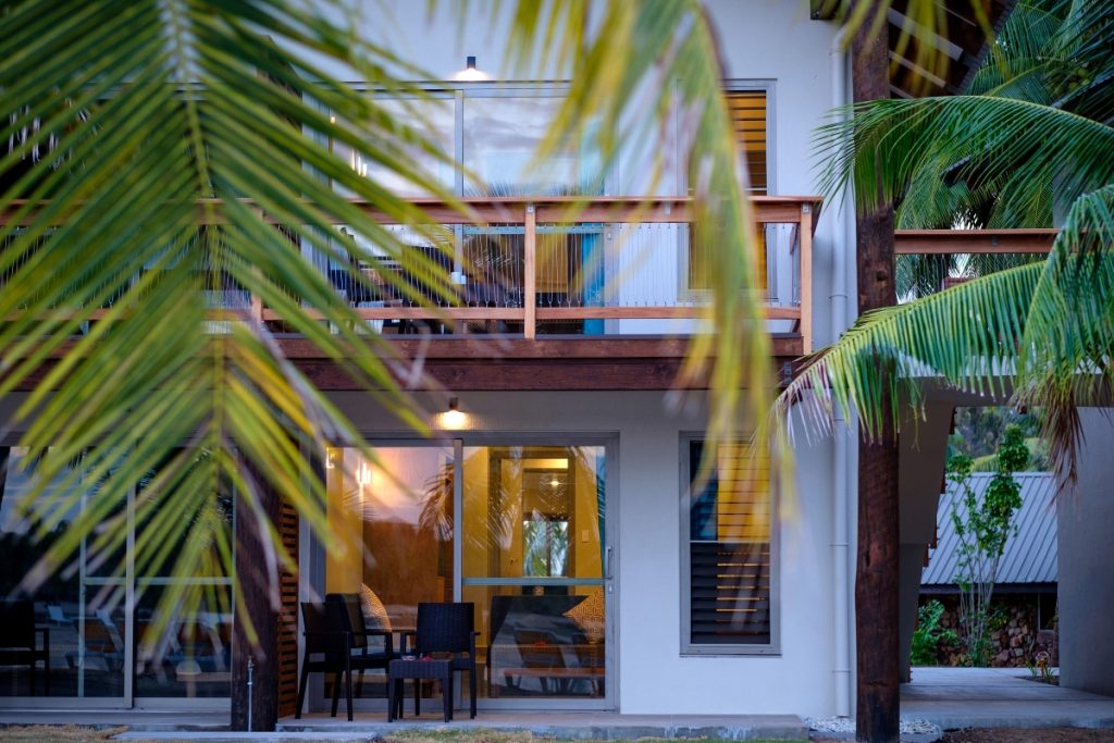 Plantation Island Resort Beachfront Hotel Room Exterior