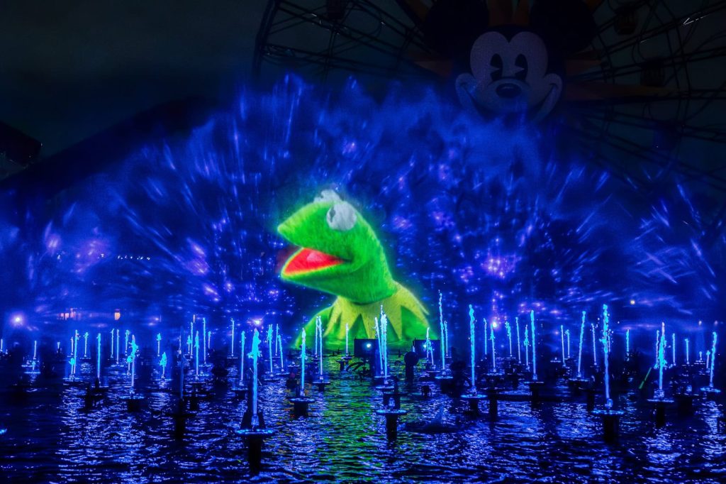 World of Color Happiness kermit